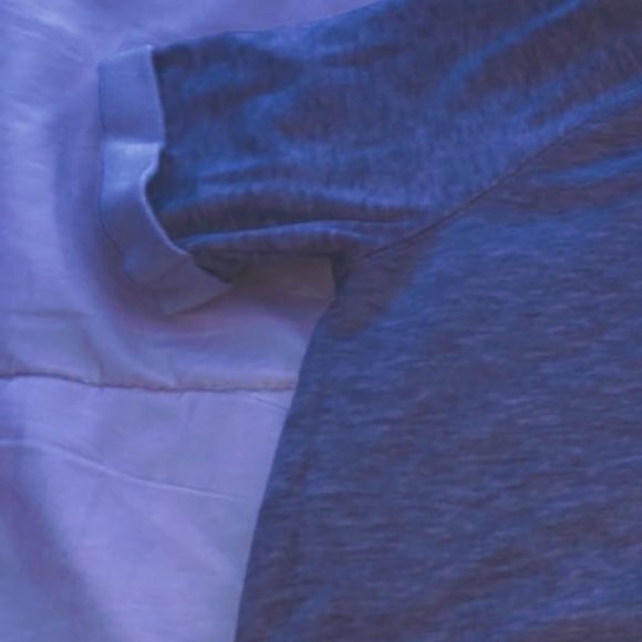 light grey croptop fuzzy inside - Picture 2 of 4